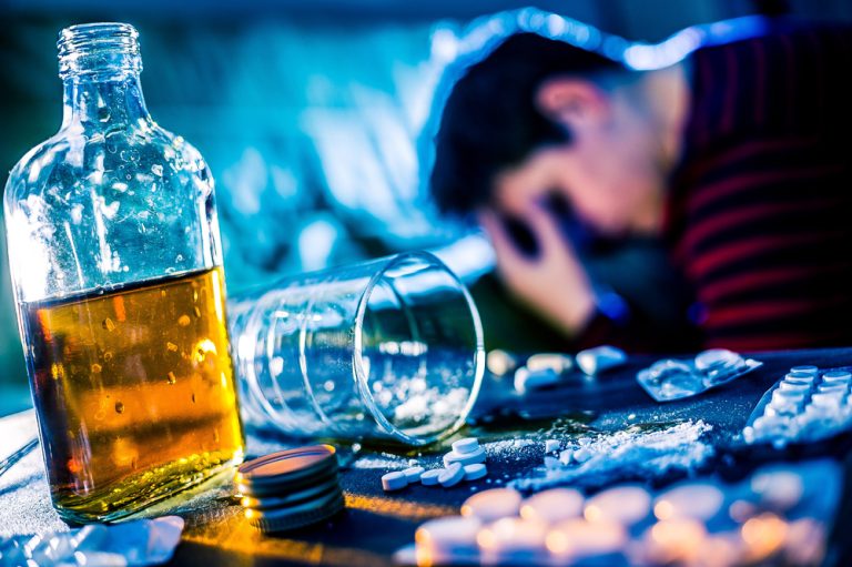 Mixing Drugs With Alcohol A Lethal Mix? Struggling With Addiction