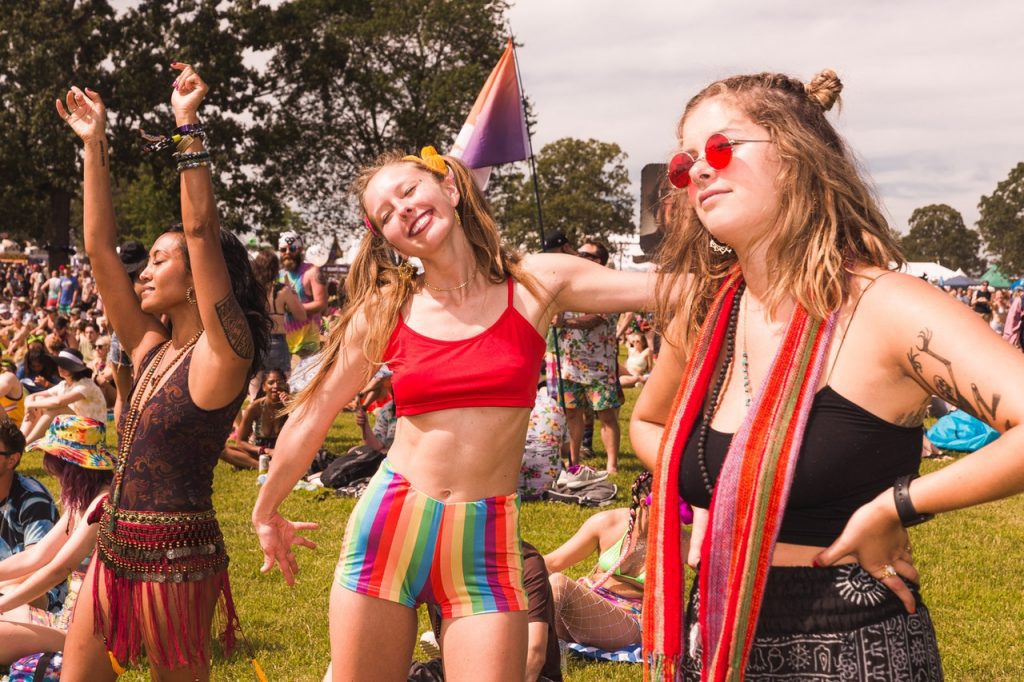 86 RAVE OUTFIT INSPO ideas  rave outfits, festival outfits