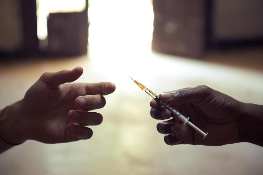 needle-exchange-programs-harm-reduction-help-addicts-reduce-spread-of-infectious-diseases-United-States-department-of-health-care-substance-abuse